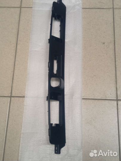 Накладка двери багажника Hyundai Creta под камеру