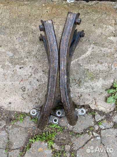 Рычаги продольные Lexus/Toyota