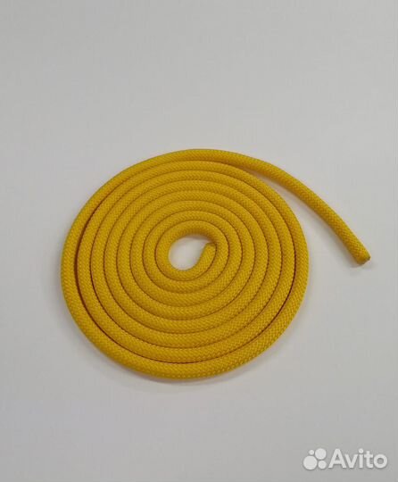 Гимнастическая скакалка