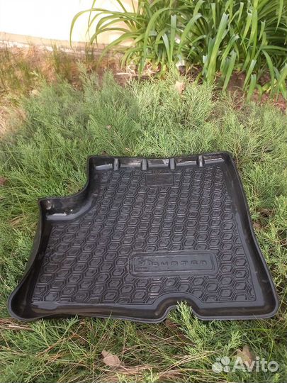 Коврики renault duster реззиновые бу