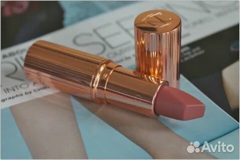 Charlotte tilbury Губная помада Matte RevolutionPi