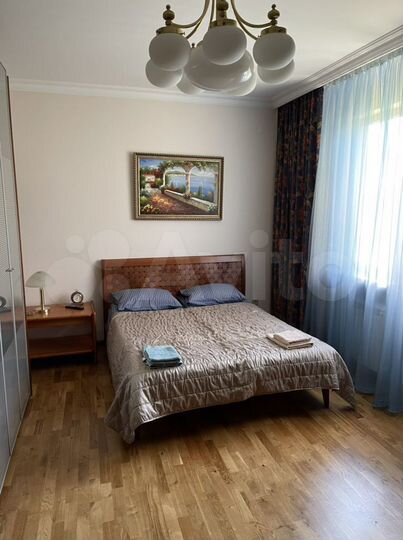 Дом 300 м² на участке 5 сот.