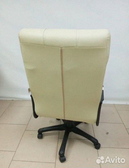 Офисные кресла в офис