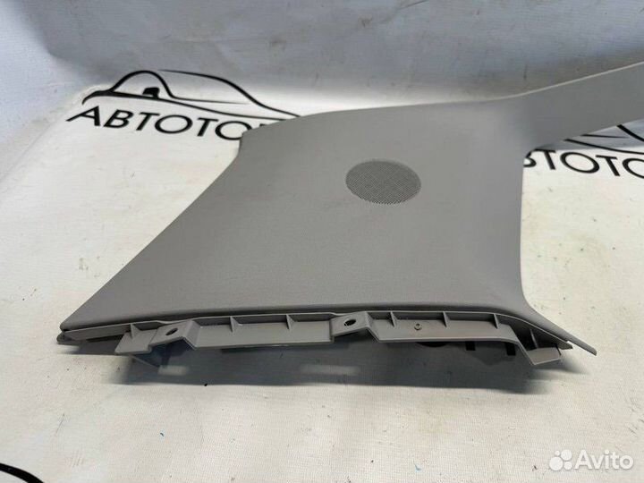 Обшивка стойки левая Mercedes-Benz Glk 350 X204