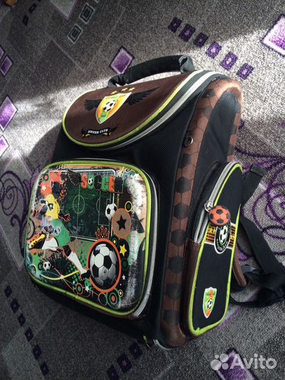 Школьный ранец