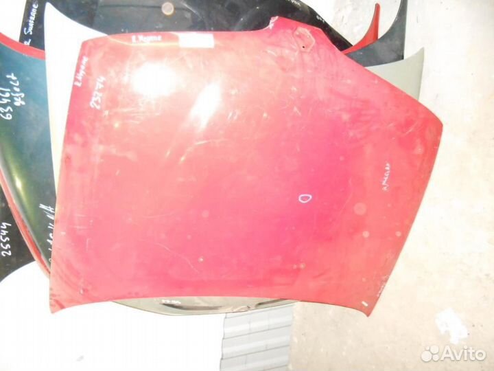 Капот Renault Megane