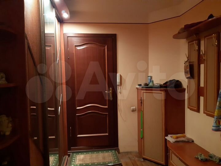 2-к. квартира, 50 м², 1/5 эт.