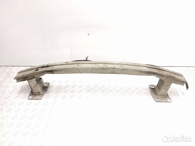 Усилитель переднего бампера Renault Megane 3 2011