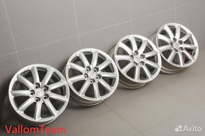 Лот UP098805 Оригинальные 18-е диски lexus