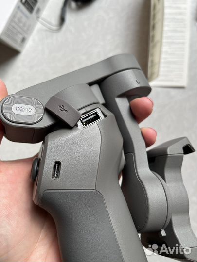 Стабилизатор для смартфона DJI Osmo Mobile 3