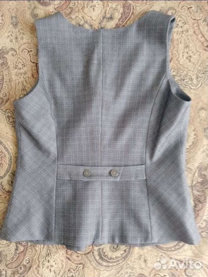 Школьная жилетка для девочки