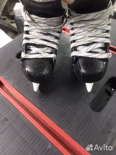 Коньки хоккейные детские
