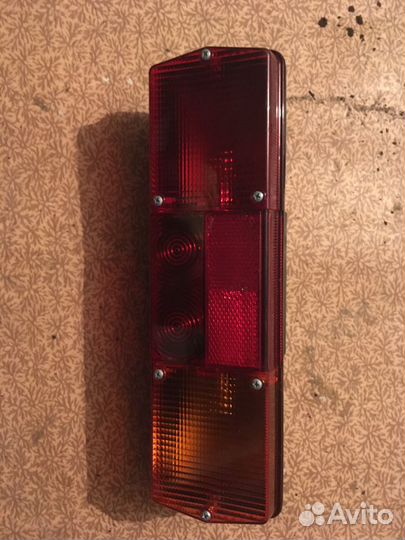 Фонарь задний