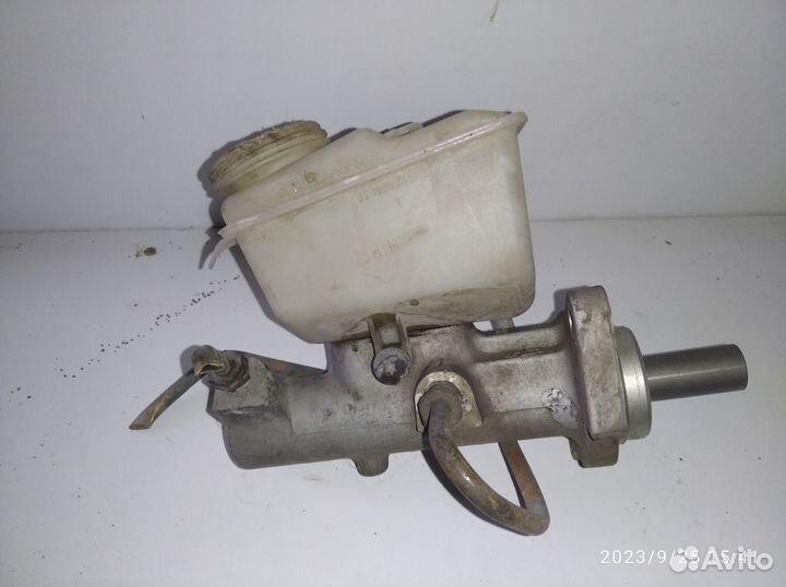 Главный тормозной цилиндр Вольво V70 XC70