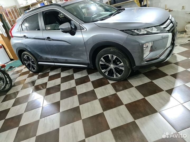 Mitsubishi Eclipse Cross 1.5 CVT, 2019, 19 000 км