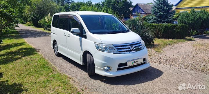 Nissan Serena 2.0 CVT, 2010, 158 000 км