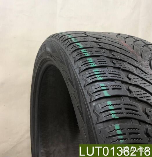 Nokian Tyres WR SUV 4 275/40 R20 106V