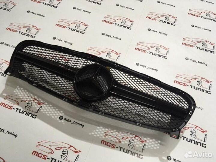 Решетка на Mercedes GLA в стиле 45амг Black