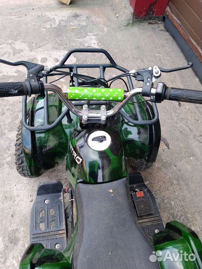 Детский квадроцикл на аккумуляторе