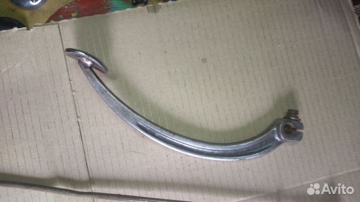 Лапка заднего тормоза восход 2