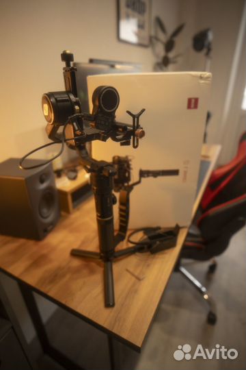 Стабилизатор Zhiyun crane 2s