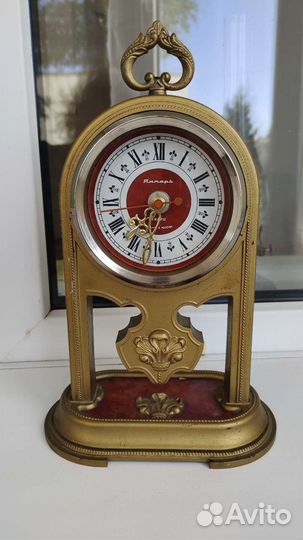 Часы настольные 