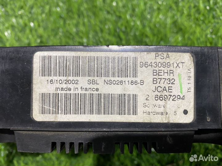 Блок управления климатом Peugeot 307