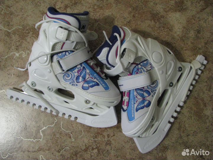 Фигурные коньки раздвижные новые