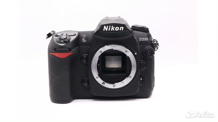 Nikon D200 body (пробег 12730 кадров)