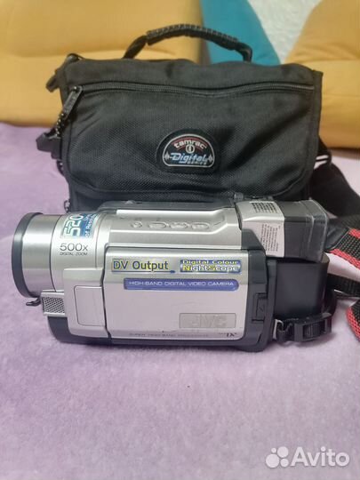 Видеокамера кассетная JVC