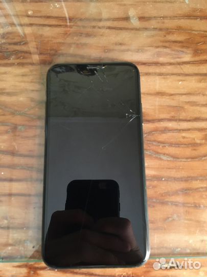 Продам iPhone х