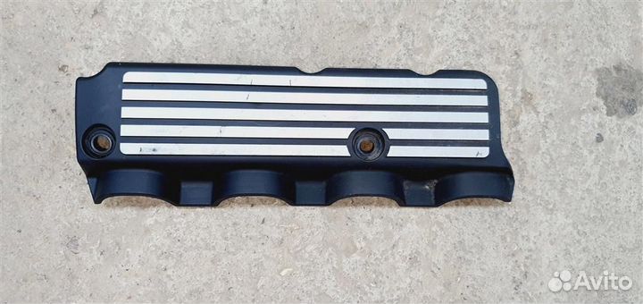 Декоративная накладка двигателя BMW E90