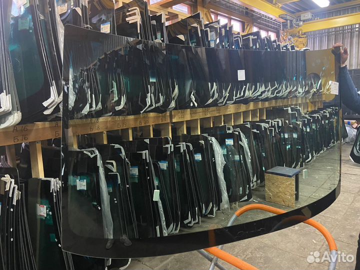 Лобовое стекло Мерседес Спринтер