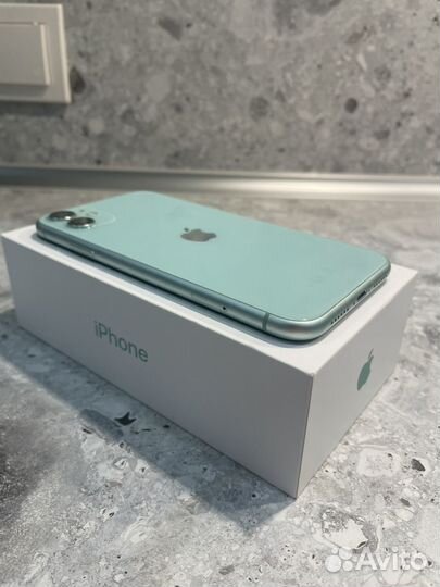 iPhone 11, 64 ГБ