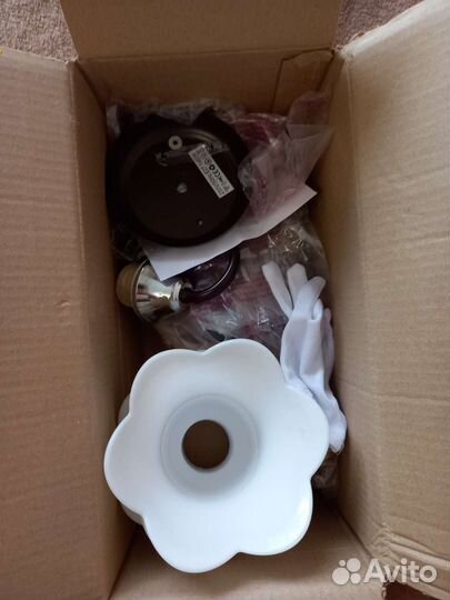 Люстра и бра