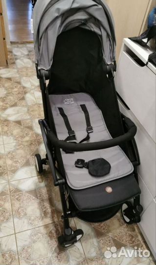Коляска прогулочная