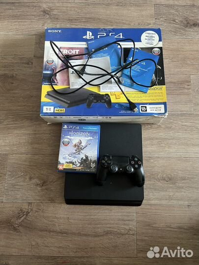 Sony PS4 slim 1tb