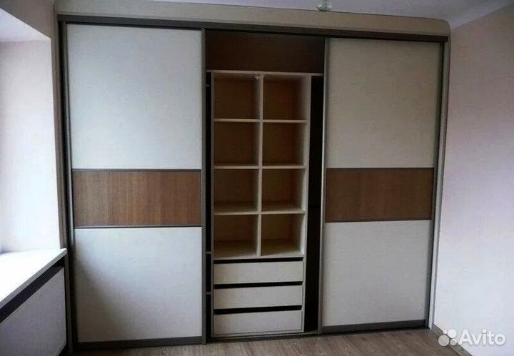 Шкаф купе с зеркалом на заказ