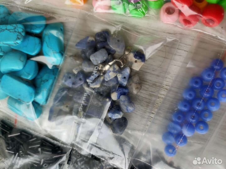 Бисер, бусины, пайетки