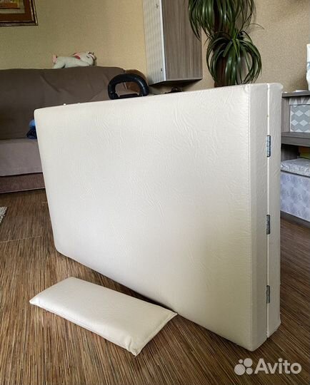 Стол массажный косметологический с подушкой