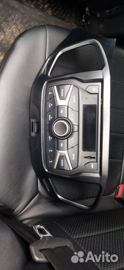 Автомагнитола бу кнопочная с bluetooth для Весты