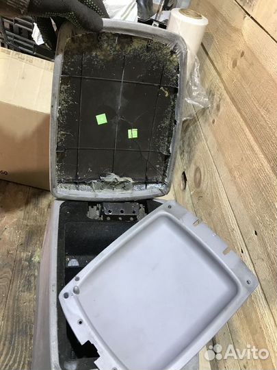 Консоль центральная Kia Sorento