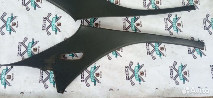 Накладка задней стойки Hyundai Sonata