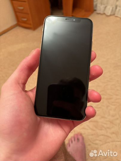 iPhone X, 64 ГБ