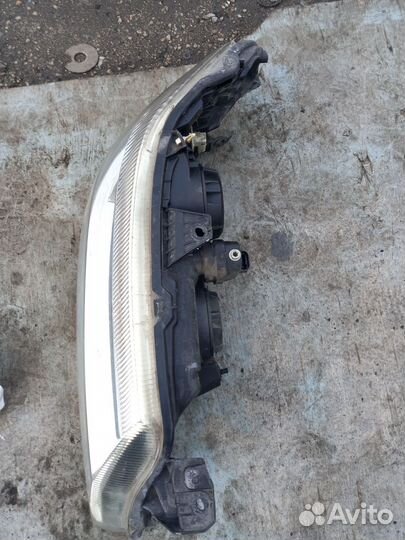 Передняя правая фара Renault Laguna 2