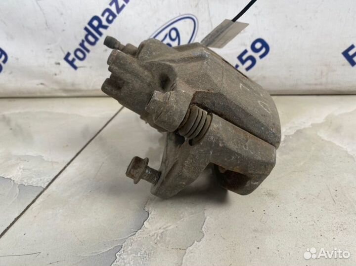 Суппорт передний левый Mitsubishi Lancer 10 CY