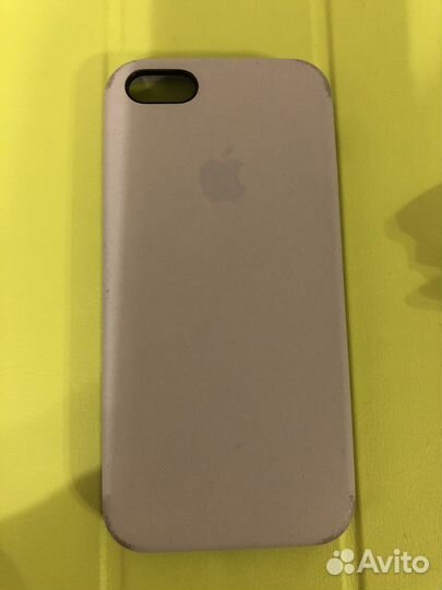 Оригинальный чехол на iPhone 5S (SE)