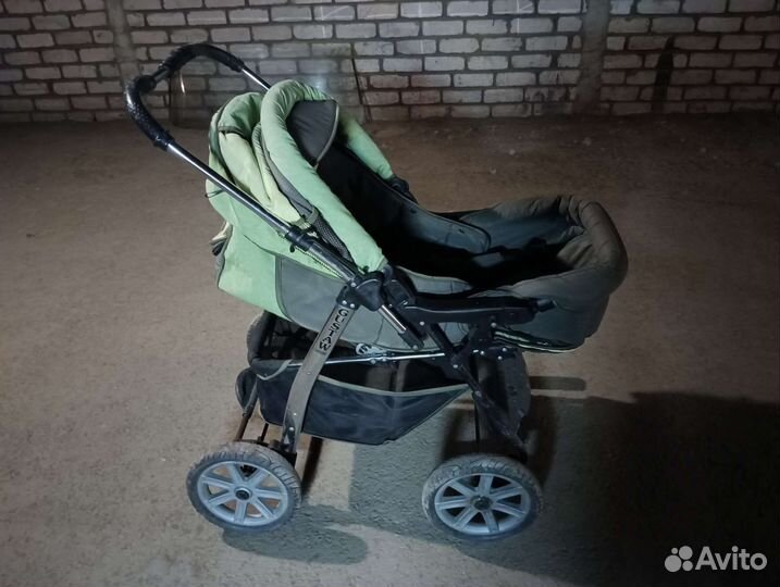 Прогулочная коляска gustaw