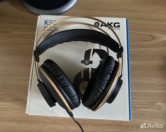 Наушники AKG K92