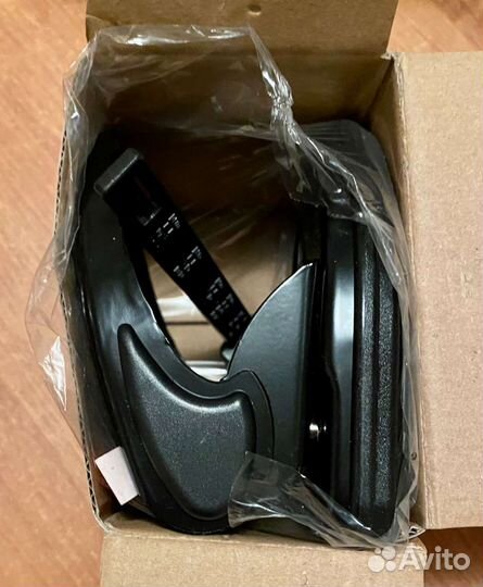 Дырокол новый 25 листов